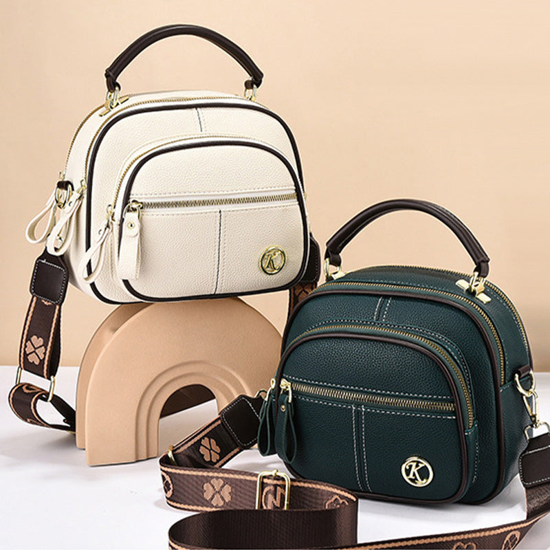 Daria | Classic Crossbody Bag