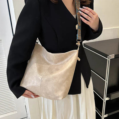 MONICA - LEATHER BAG WITH LARGE CAPACITY