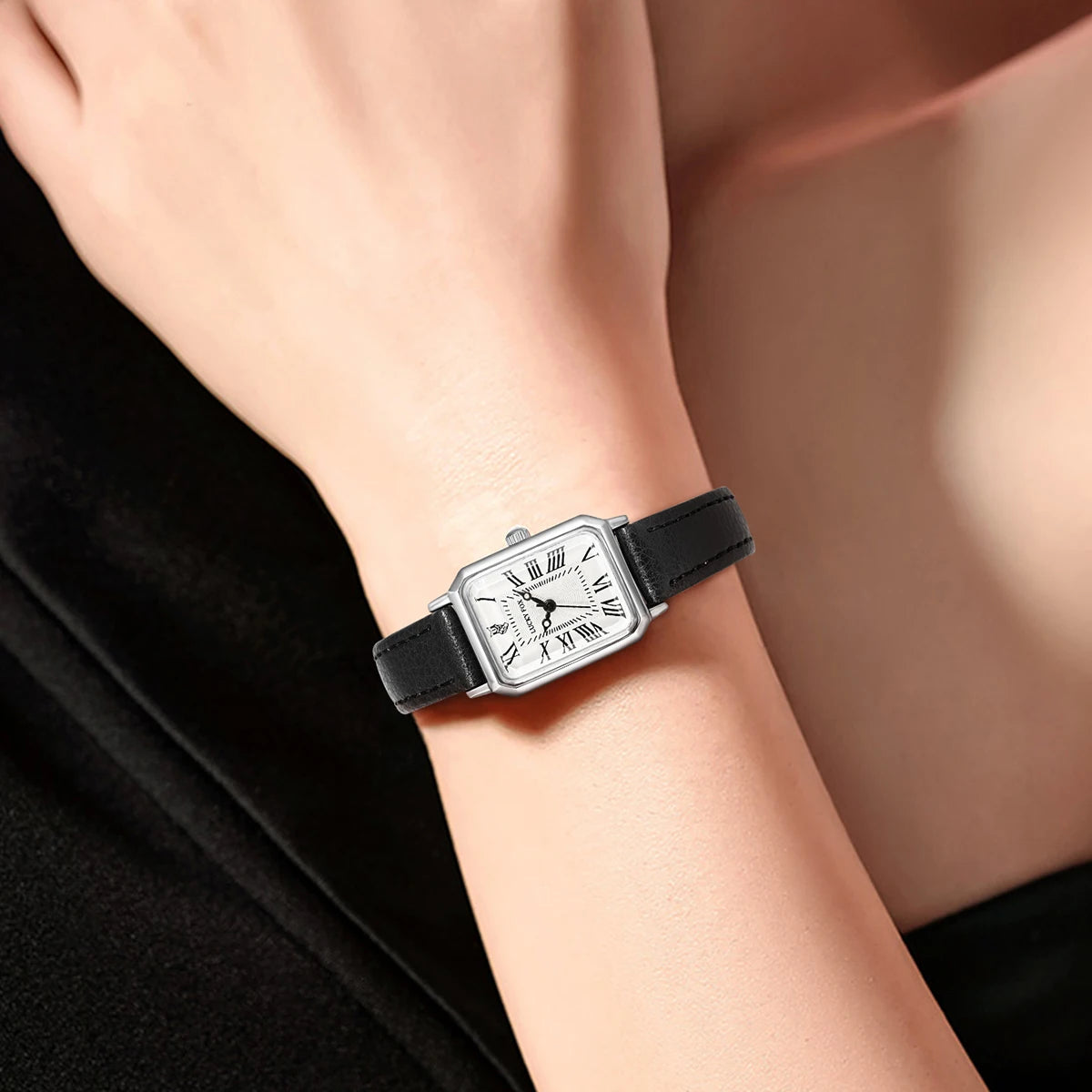 Clara™ Minimalist Mesh Watch