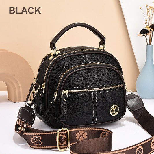 Daria |  Classic Crossbody Bag